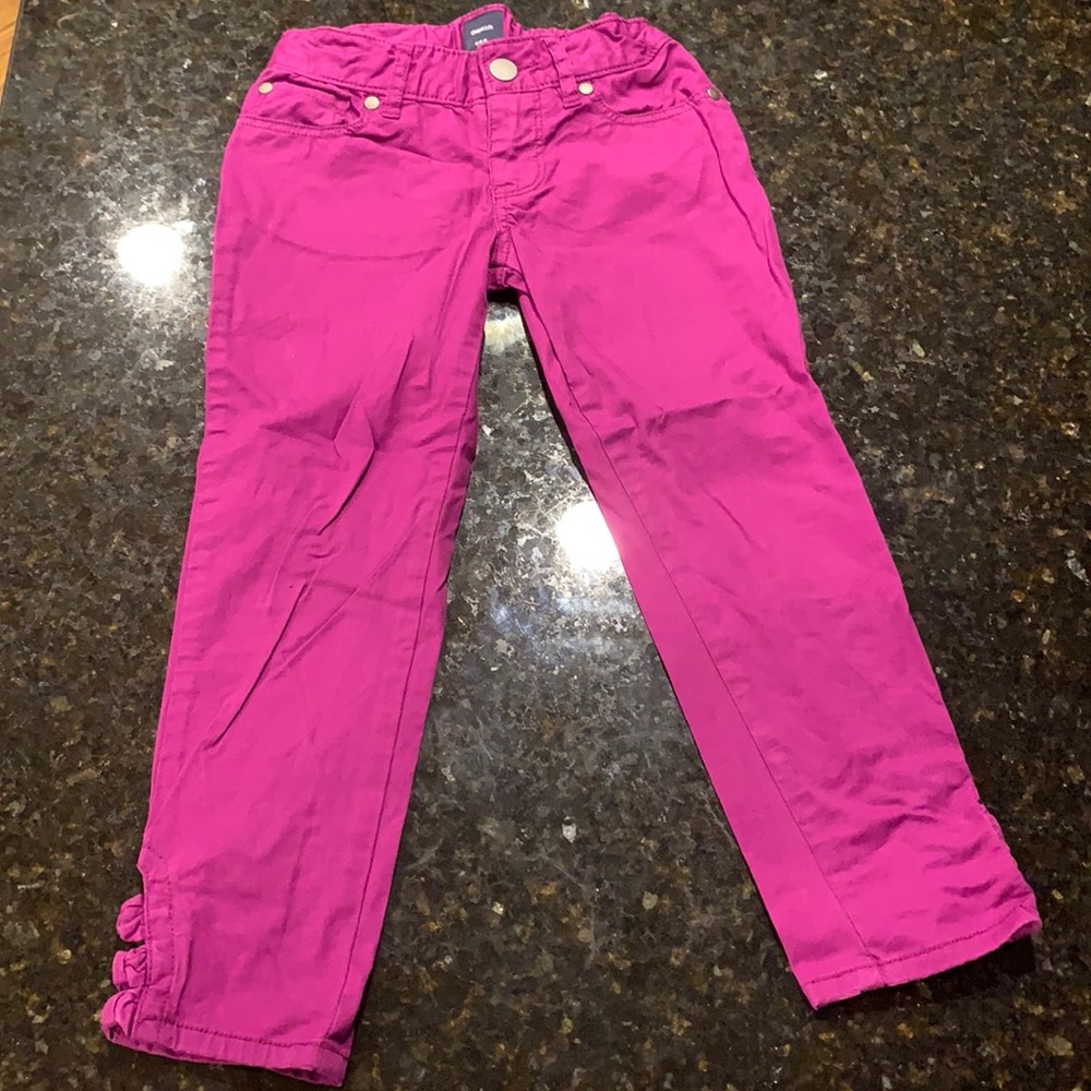 Adjustable dark pink pants